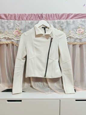 Express Off White Textured Motorcycle Zip Up Cropped Jacket